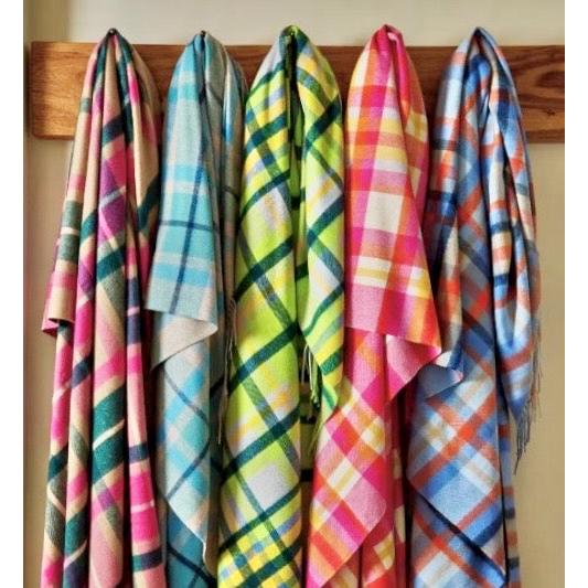 Lambswool Bright Check Throw - Rose – Farmgate and Twine