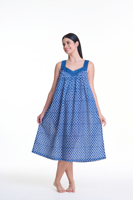 Cotton Voile Nightdress - Bleue